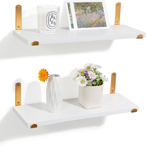 Estante dorado modular.