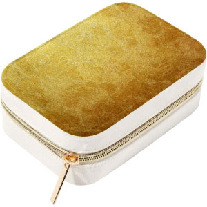 Joyero dorado tipo estuche de viaje pequeño.