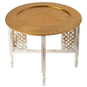 Mesa baja de centro de latón dorado y madera barata.