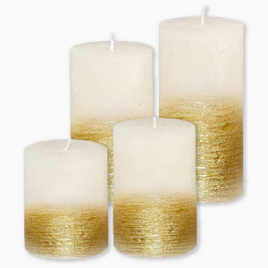 Velas de bloque en color dorado para bandejas, linternas o candelabros.
